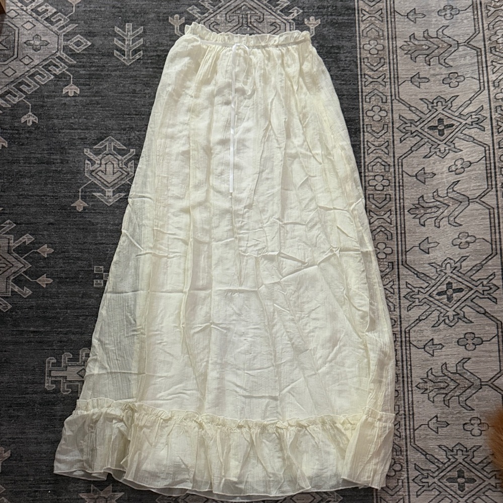 Elegant Cream Maxi Skirt